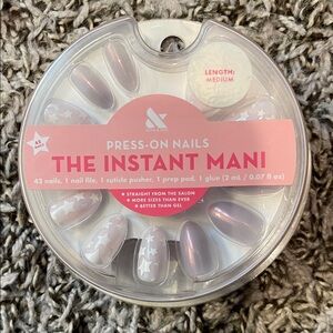 Olive & June Press-On Nails - The Instant Mani